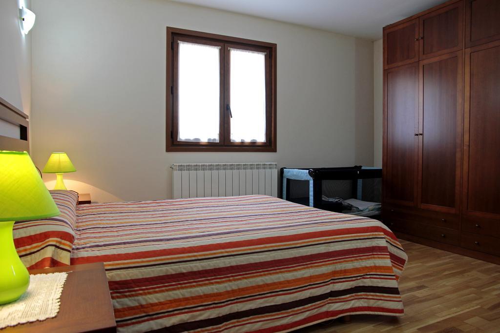Apartamentos Irati Garralda Exterior photo