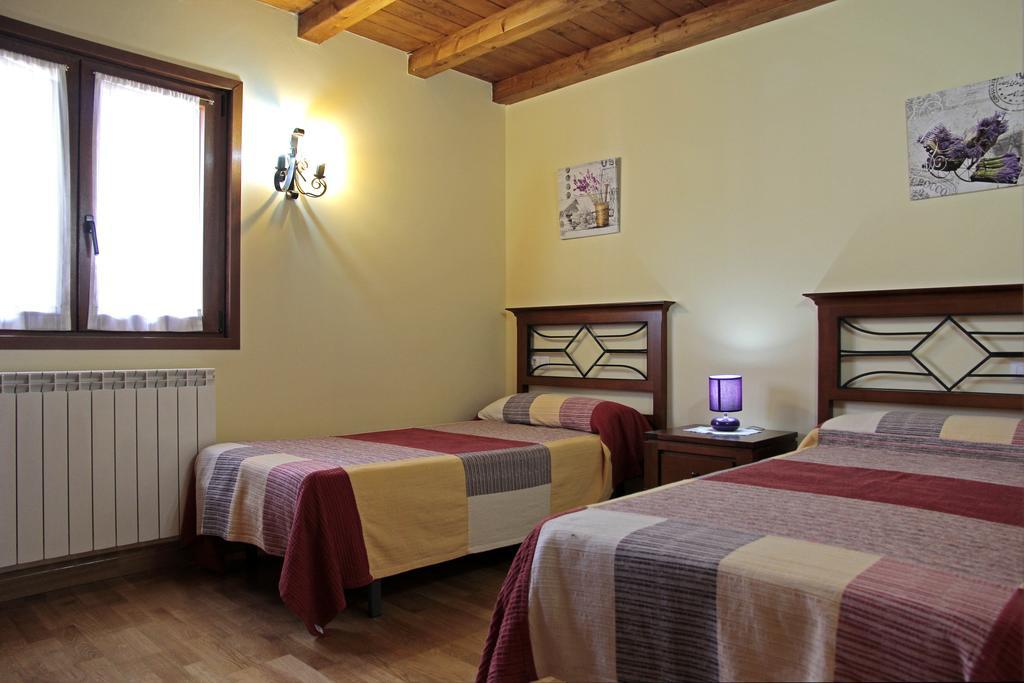 Apartamentos Irati Garralda Exterior photo